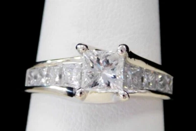 Anillo de boda de diamantes de 2,0 quilates resistente de oro blanco de 14 quilates talla 8, 6,7 g Foto 1 de 4