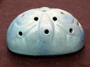 Antique VAN BRIGGLE POTTERY Vintage ART & CRAFTS Turquoise FLOWER FROG for Bowl - Picture 1 of 3