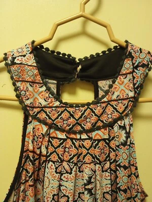 Vestido Trixxi Pequeño Sin Mangas Marrón Multicolor Escote Redondo Ligero  Foto 1 de 4