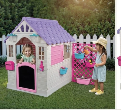 Dolu Garden Playhouse - Image 1 of 4