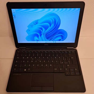 Notebook Pc Portatile Dell Latitude E7240 Intel i5 8Gb RAM 256 GB SSD LCD 12.5" - Immagine 1 di 4