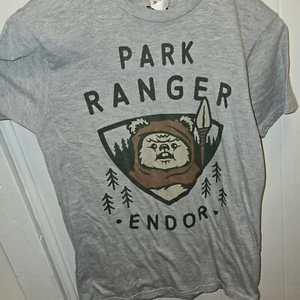 Star Wars Endor Park Ranger Black T-Shirt OFFICIAL Size: Medium - Picture 1 of 9