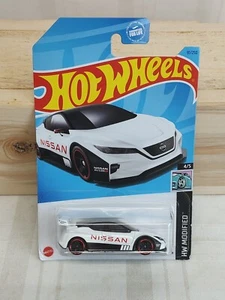 2023 Hot Wheels HW Modified Nissan Leaf Nismo RC_02 #91 weiß - Bild 1 von 8