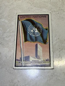 1963 Topps Midgee Flags of the World Card # 99 UNITED NATIONS - Picture 1 of 2