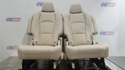 22 2022 BUICK ENCLAVE HEATED SECOND ROW SEAT ASSEMBLY GRAY LEATHER - Image 1 of 4