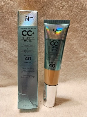 IT Cosmetics Your Skin But Better CC+ Matte SPF 40 - LIGHT - NEW IN BOX - Image 1 of 2