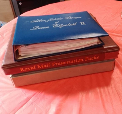2 Royal Commemorative Stamp Albums Plus One Empty Royal Mail Presentation Album. - Image 1 of 4