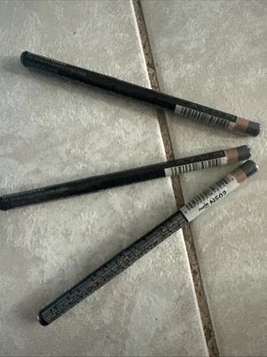 3 Avon True Color Glimmersticks Lip Liner Nude 0.28 g Sealed New Old Stock - Image 1 of 3