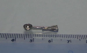Cuchara de helado de metal a escala 1:12 - Imagen 1 de 1