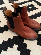 flora arcadia dr martens