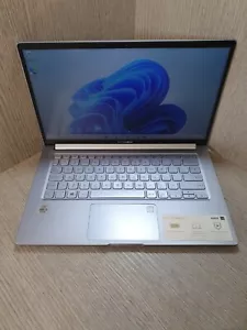 Asus VivoBook 14 i5-1035G1 @ 1,2 GHz 8 GB DDR4 512 GB NVMe SSD Grado C EB1607 - Imagen 1 de 10