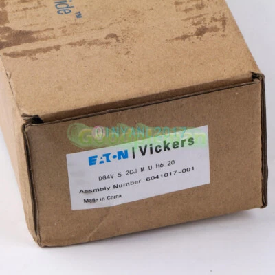 New DG4V-5-2CJ-M-U-H6-20 Eaton VICKERS valve DG4V-5-2CJ-M-U-H6-20 DG4V52CJMUH620 - Image 1 of 4