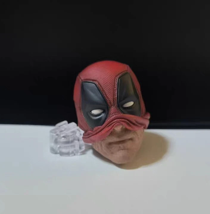 Helmet Head Figure 1/6 Scale HT MMS782 Accessories Hot Toys Deadpool & Wolverine - Image 1 of 4