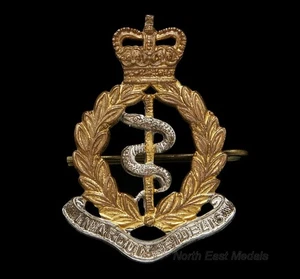 RAMC Royal Army Medical Corps Officers QC Cap Badge - Picture 1 of 2