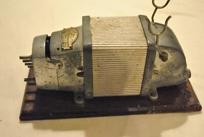 Antico Pirografo Apparecchio Elettro Pirografico Piros BREVETTO ROBERTO MAGNANI - Immagine 1 di 4