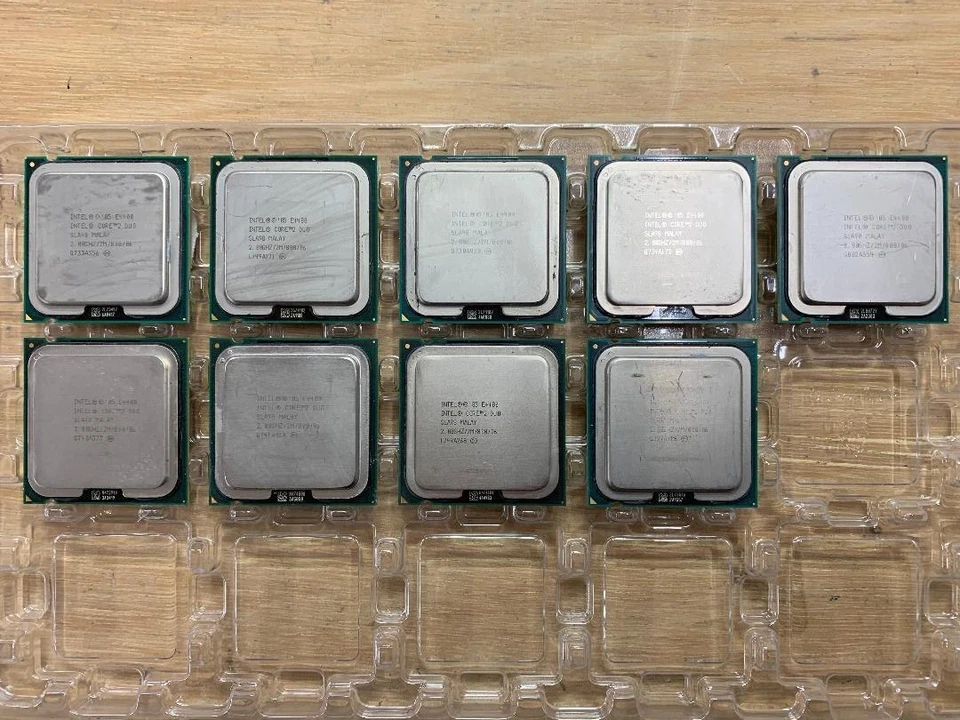 Lote de 16 Intel Core 2 Duo E4400 SLA98 Foto 1 de 1