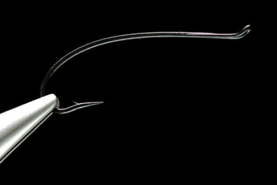 ALEC JACKSON'S BLACK SPEY FLY TYING HOOKS 2051. SALMON, STEELHEAD. 10 COUNT - Image 1 of 2