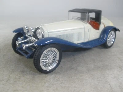 Hecho en Italia Brumm 1/43 Diecast - 1932 Alfa Romeo 2300 - no Dinky Foto 1 de 4