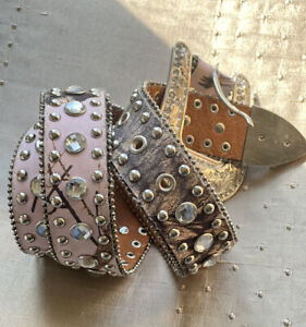 Blazin Roxx Womens Rhinestone Pink Mossy Oak Camo Print Leather Belt - Size Med