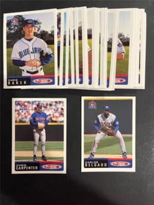 2002 Topps Total Toronto Blue Jays Team Set 31 Cards - Picture 1 of 1