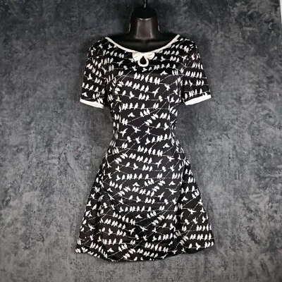 Vestido Anthropologie Tul Pájaros Sobre Alambre Pequeño Manga Corta Estampado Negro Blanco Foto 1 de 4