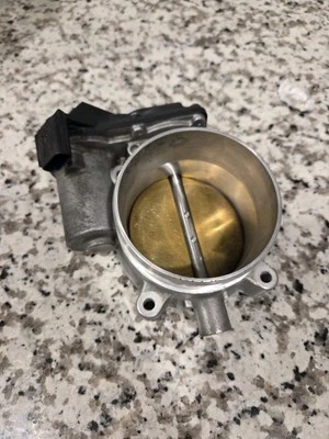 2014 Ford F150 5.0 BR3E9F991 AD Throttle - Изображение 1 из 4