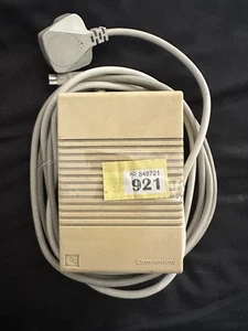 Amiga 500/plus Lekki zasilacz Używany Testowany Niektóre żółknięcie 921 - Zdjęcie 1 z 3
