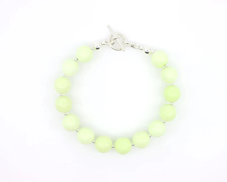 Brazalete grande redondo de 10 mm con cuentas de crisoprasa de limón, cierre de palanca de plata de ley Foto 1 de 4