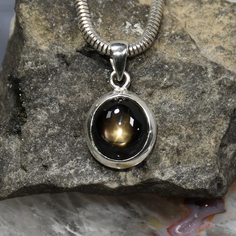 Schwarzer Stern Saphir Anhänger, 925er Silber, Edelsteinanhänger (15578) - Bild 1 von 1