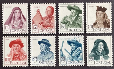 葡萄牙 - 1947 年葡萄牙国家服装 Scott #675-682 MLH — 第 1/2 张图片