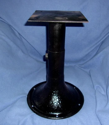 ANTIGUA BASE DE SILLA ESCOLAR AJUSTABLE DE HIERRO FUNDIDO Y ACERO - RESTAURADA Foto 1 de 4