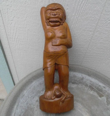 ARTE TRIBAL MADERA RANGDA REINA DEMONIO DEVORADORA DE NIÑOS CON NIÑO SACRIFICADO, INDONESIA Foto 1 de 4