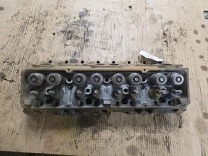 462624 Small Block Chevy Cylinder Head 1976-1987 350 C10 Corvette Camaro L-15-2 - Picture 1 of 5