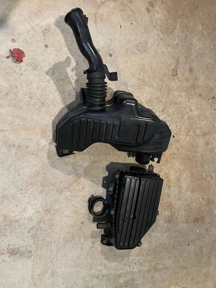 01-04 Honda Civic EX Airbox Top Filtech Carcasa OEM Foto 1 de 1