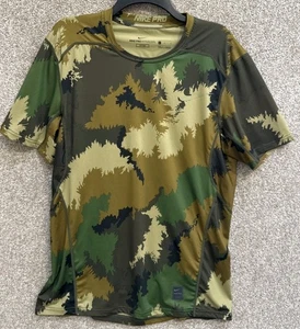 Nike T-Shirt Mens L Green Pro Hypercool Camo Camouflage Fitted Run 801805-325 - Picture 1 of 15