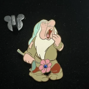 Disney Trading Pin 2007 Sleepy From Snow White Yawning Dwarf - Bild 1 von 5