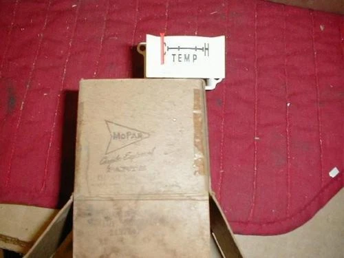 NOS MOPAR 1961 PLYMOUTH TEMP GAUGE FURY SAVOY BELVEDERE - Image 1 of 1