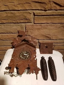 Hall West Germany Wooden Cuckoo Clock 1963 From the Date On The Inside. - Picture 1 of 19
