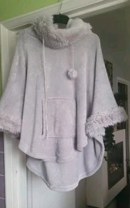 Cape Loungewear Hooded Fur Trim With Pouch Pocket Silver/ Grey..Size M - Picture 1 of 6