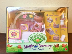 Mattel Nuevo 1998 Cabbage Patch Kids Magic Nursery Cuna Playpen 5.5" Muñeca Juego - Imagen 1 de 10