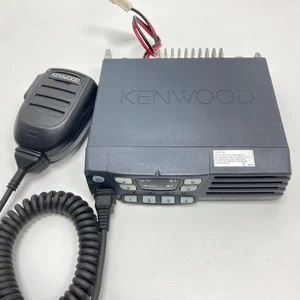 Kenwood TK-8102H-1 Two-Way Radio Analog 450-490MHz w/ Microphone KMC-65 TESTED - Picture 1 of 23