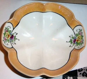 Vintage Noritake Hand-Painted Footed Candy Nut Bowl White Orange & Flowers - Picture 1 of 4