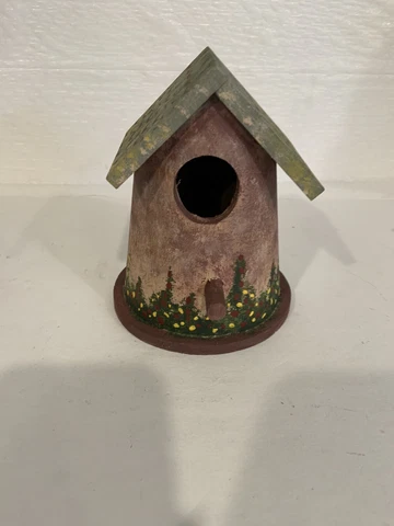 Vintage Bird House Hand Painted Wooden House Excellent Condition See All Photos Cover