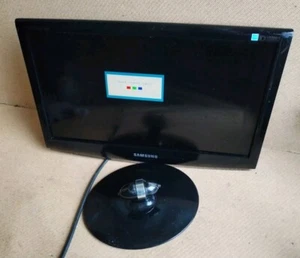 Samsung SyncMaster 933N 19” HD Ready LCD TV No Power Supply Included K6C12 - Picture 1 of 10