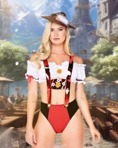 Fetching Frauline Costume - Picture 1 of 4