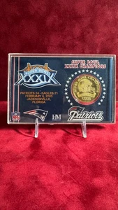Superbowl Champs New England Patriots 2 Medallions LE 10000 - Picture 1 of 4