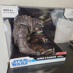 Star Wars Legacy Collection Jabbas Rancor con figura de acción Luke Target CAJA DMG - Imagen 1 de 13