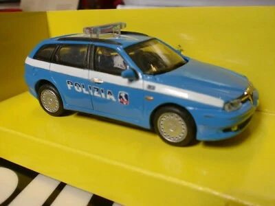 NEWRAY 1/43 - ALFA ROMEO 156 SW - POLIZIA - Immagine 1 di 2