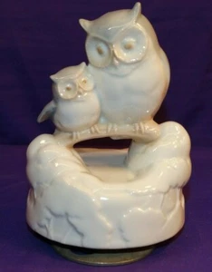 VINTAGE GLAZED OTAGIRI MUSIC BOX MAMMA & BABY OWL PLAYS THE WAY WE WERE - Picture 1 of 7