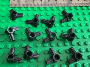 Lego - 12 x schwarze Technic, Achse und Pin Verbinder Nabe mit 2 senkrechten Achsen - Bild 1 von 5